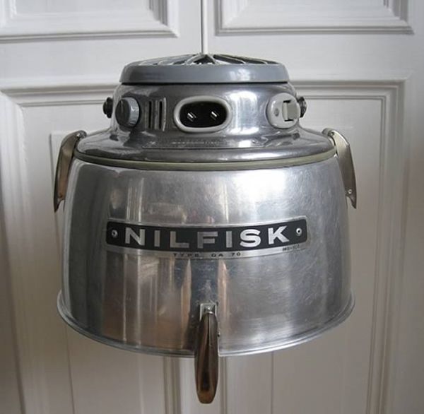 NILFISK lamps