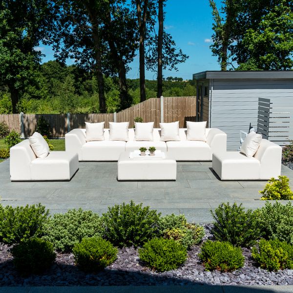 relaxing space in your garden 