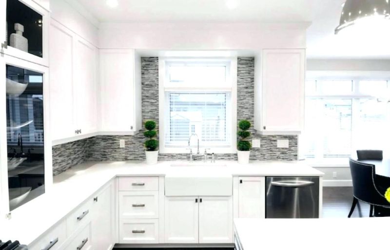 White-lacquer-kitchen-cabinet