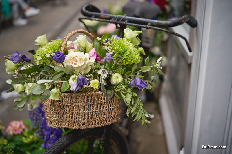 Vintage basket bouquet